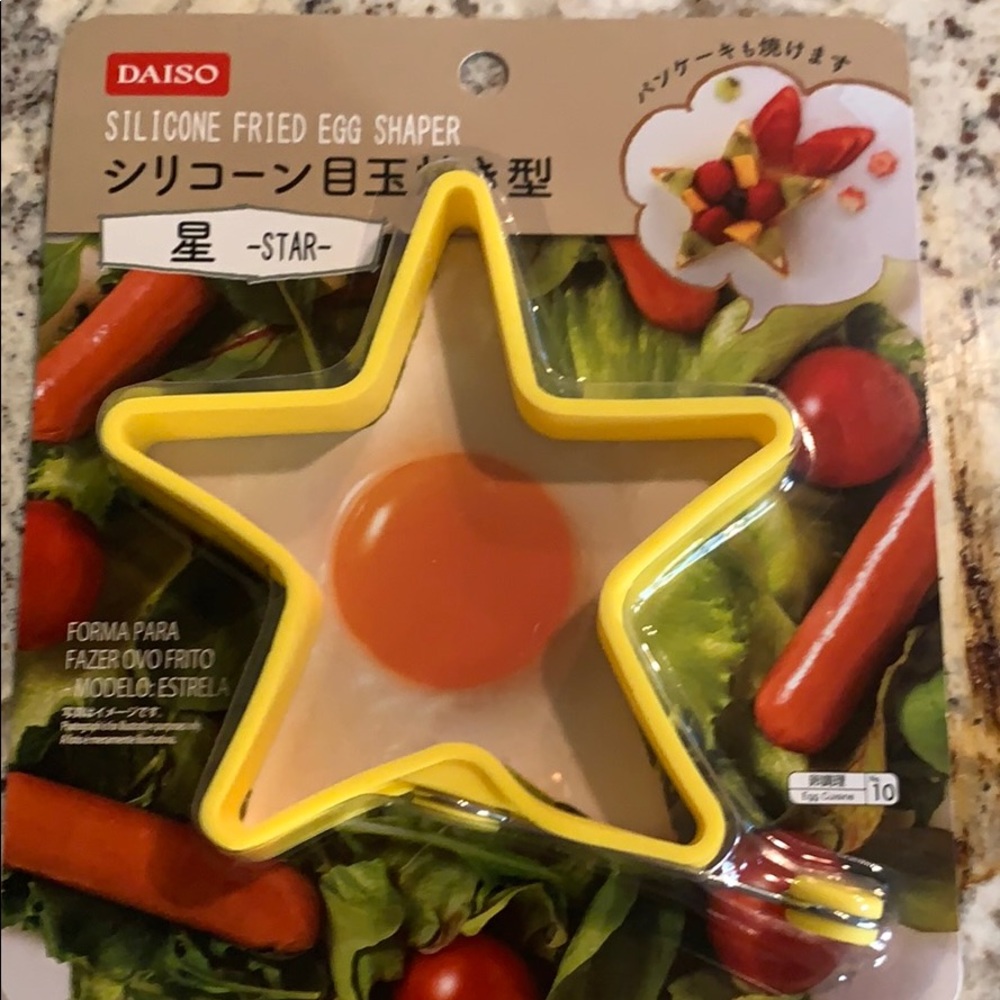 Egg shaper